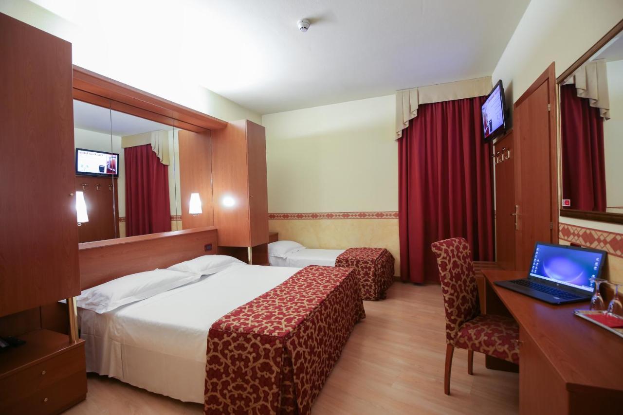 Felix Hotel Монтеккьо-Маджоре Экстерьер фото